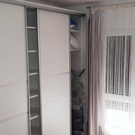 Apartman Franko - Uz Parking Pula Exterior photo
